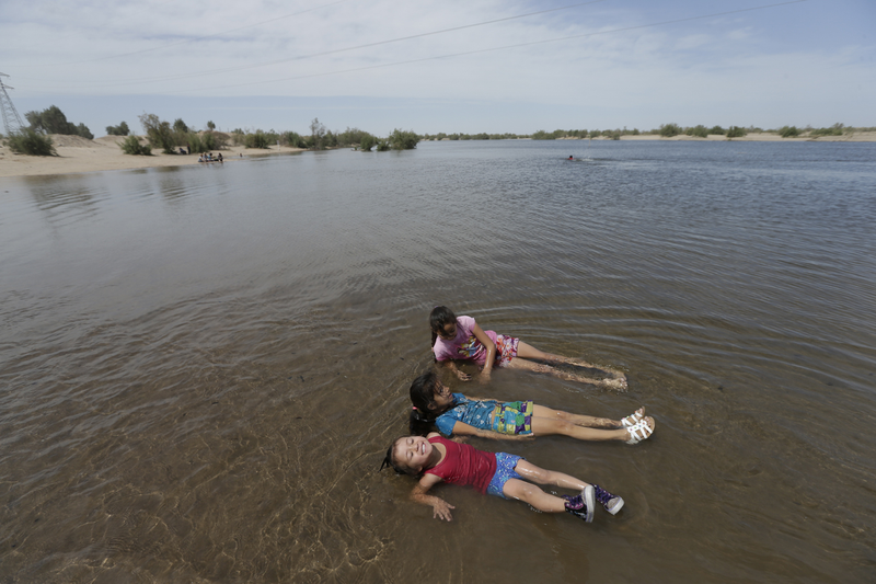 Illustration for article titled How the Colorado River Finally Reached the Sea Again